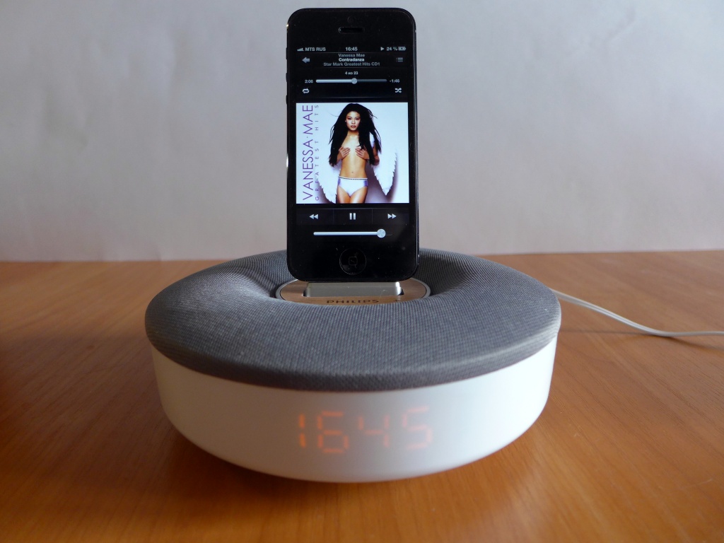 Philips Docking Speaker DS1155/12 - компактная акустическая система для  iPhone/iPod нового поколения. Новости, статьи и обзоры от iCover.ru