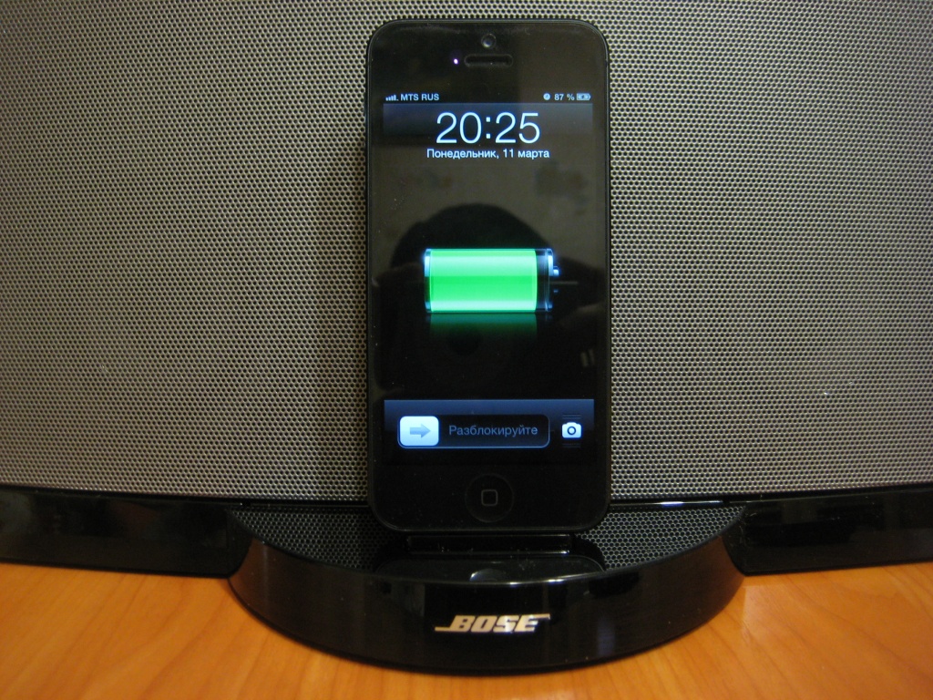 Bose SoundDock Series III - акустическая система с разъемом Lightning для  iPhone 5. Новости, статьи и обзоры от iCover.ru